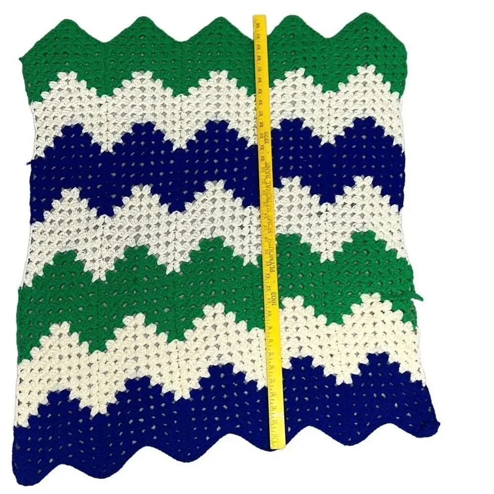 Handmade Crochet Knit Herringbone-Style Pattern lap blanket  30